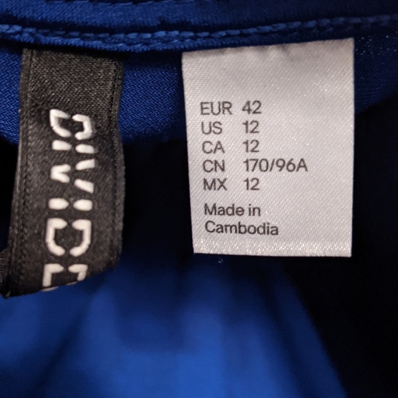 Blue Sleeveless Dress - Picture 4 of 5